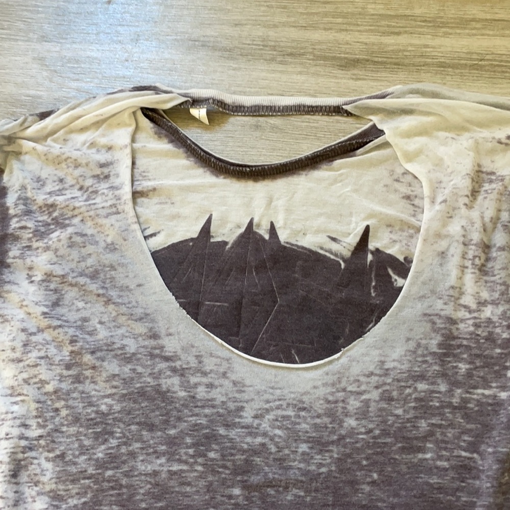 PAC Sun Def leopard tee - Picture 2 of 2